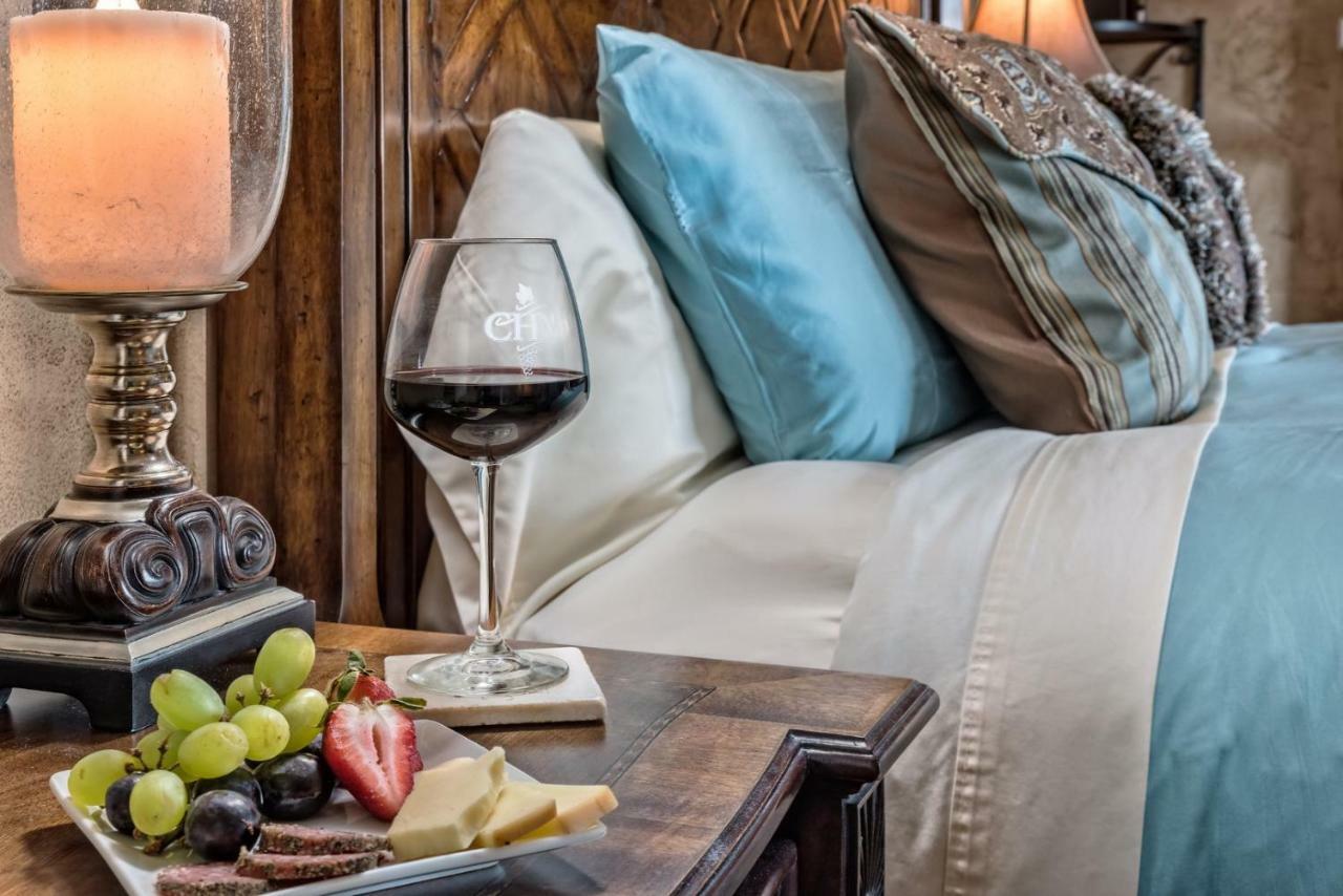 Cameo Heights Mansion And The Vine Fine Dining Restaurant Bed & Breakfast Touchet Exterior photo